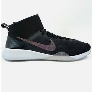 Nike Air Zoom Strong 2 Metallic glitter black